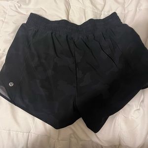 Lululemon Hotty Hot High Rise Short 4”